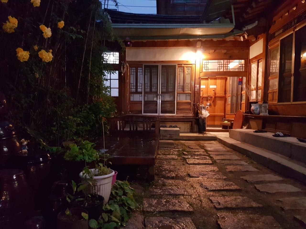 Gongsimga Hanok Guesthouse Seoul Eksteriør bilde